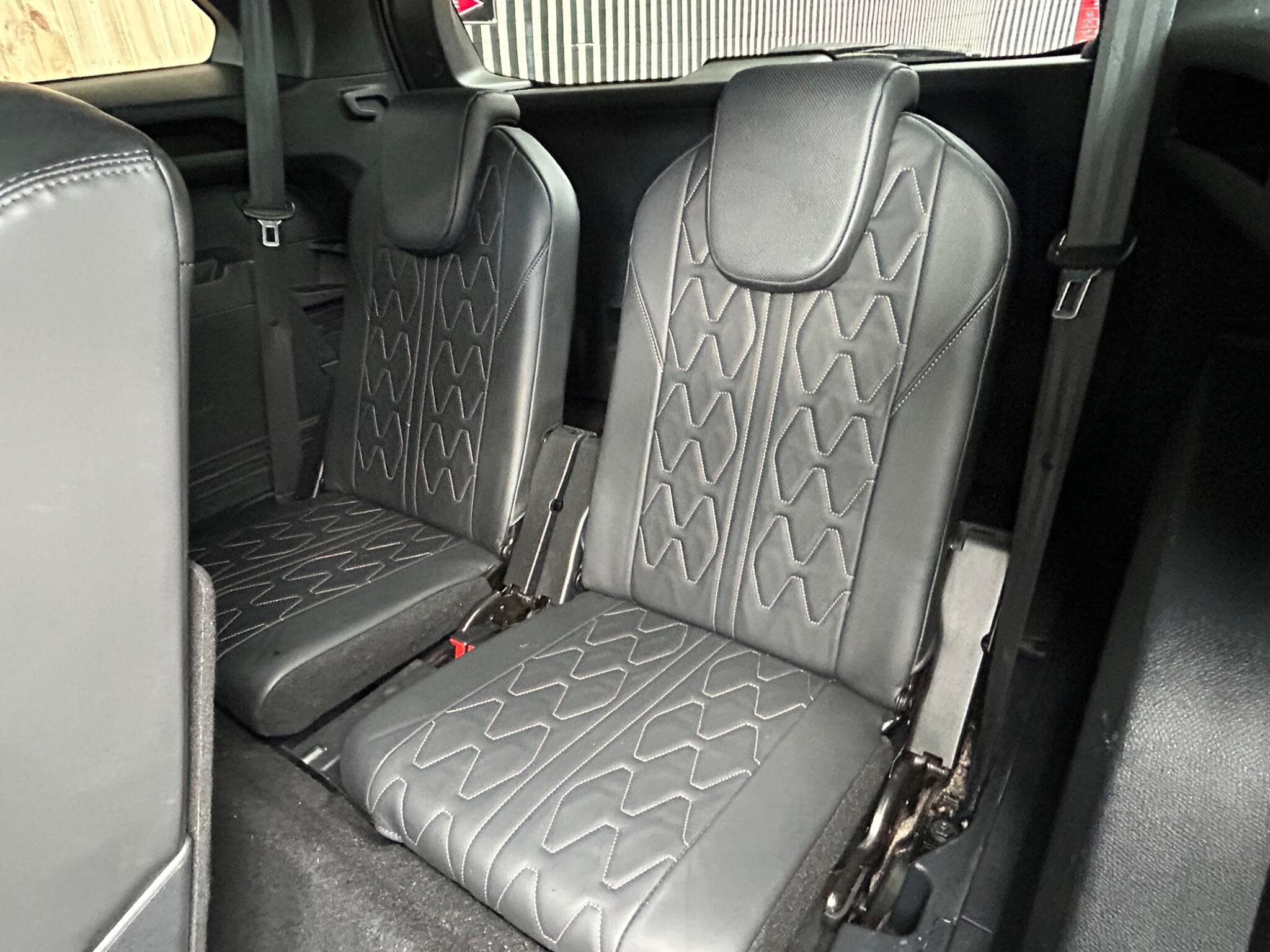 Peugeot 5008 view 30
