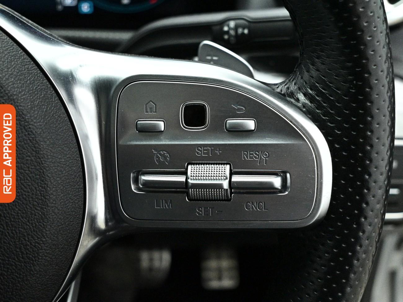 Mercedes-Benz Cla view 23