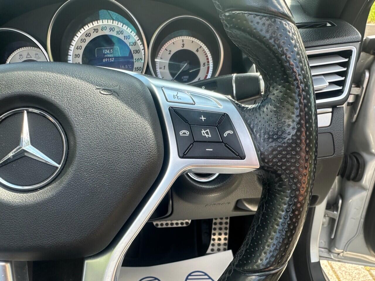 Mercedes-Benz E-Class view 34