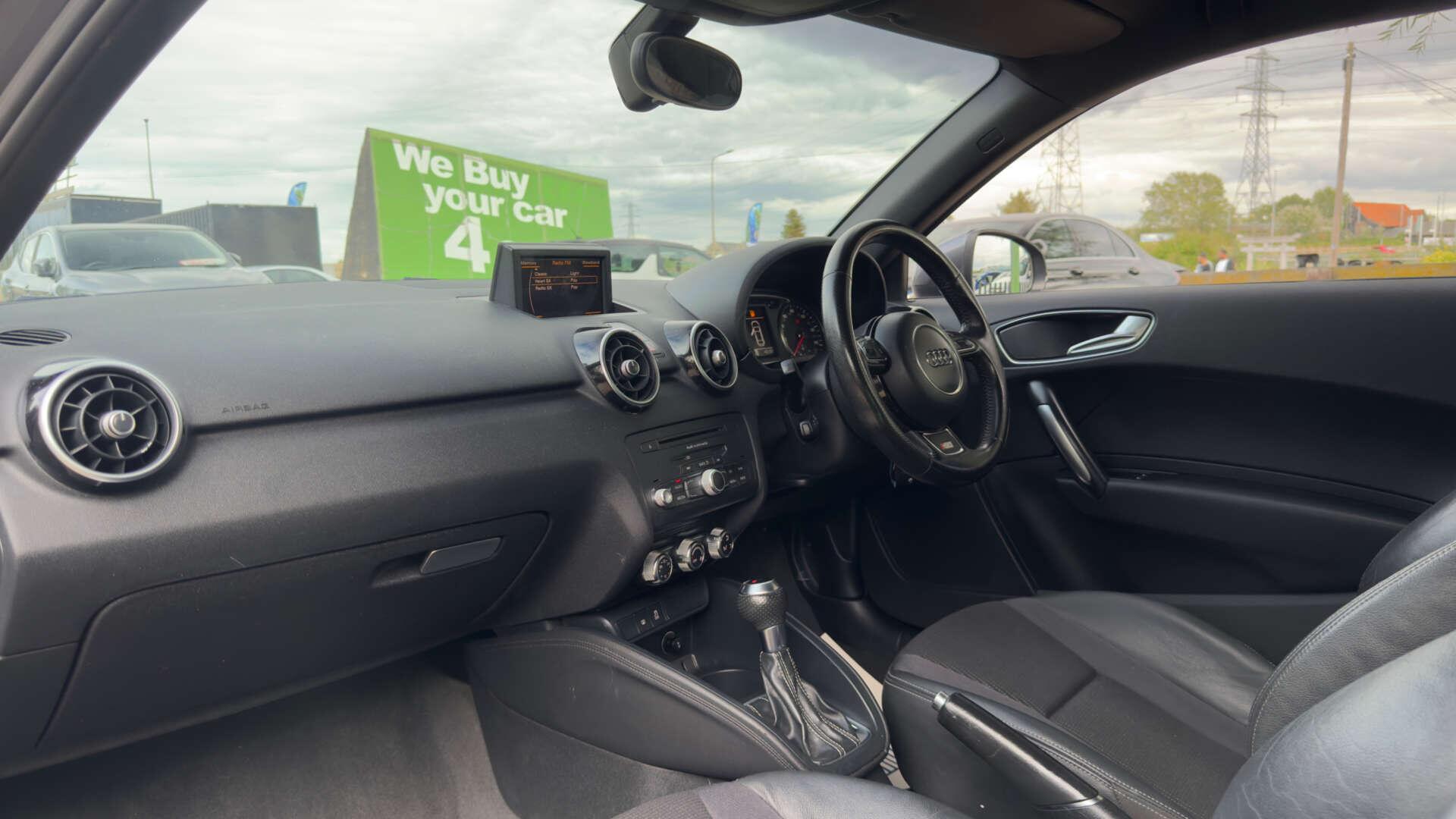 Audi A1 view 12