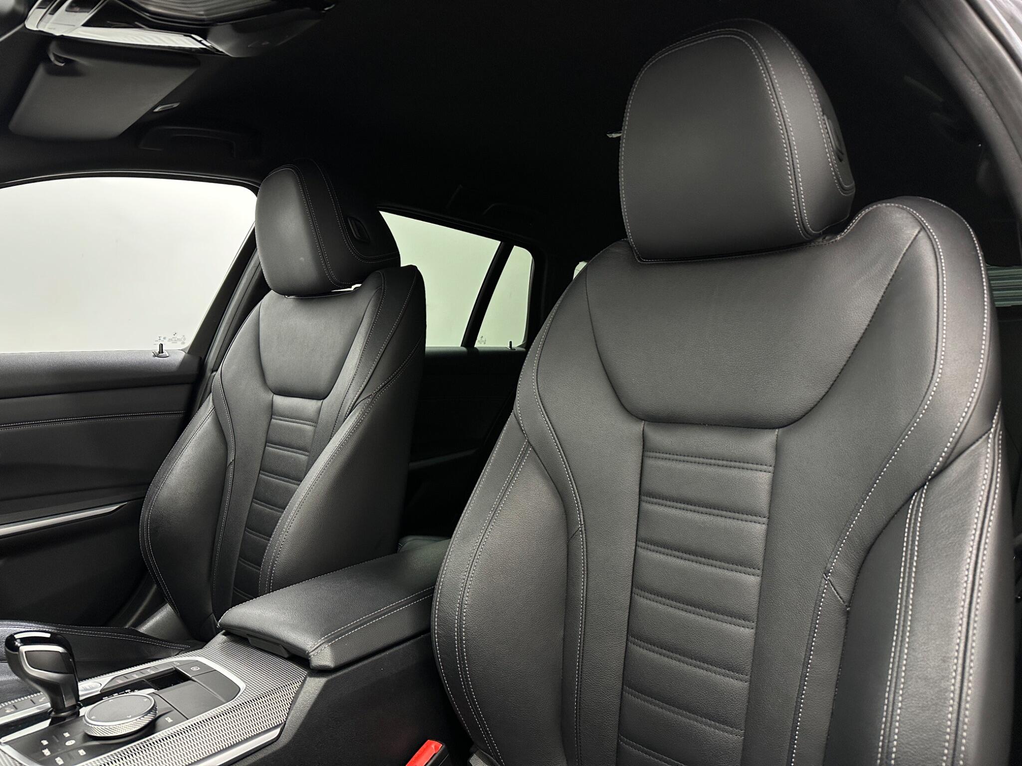 BMW 3 Series view 37