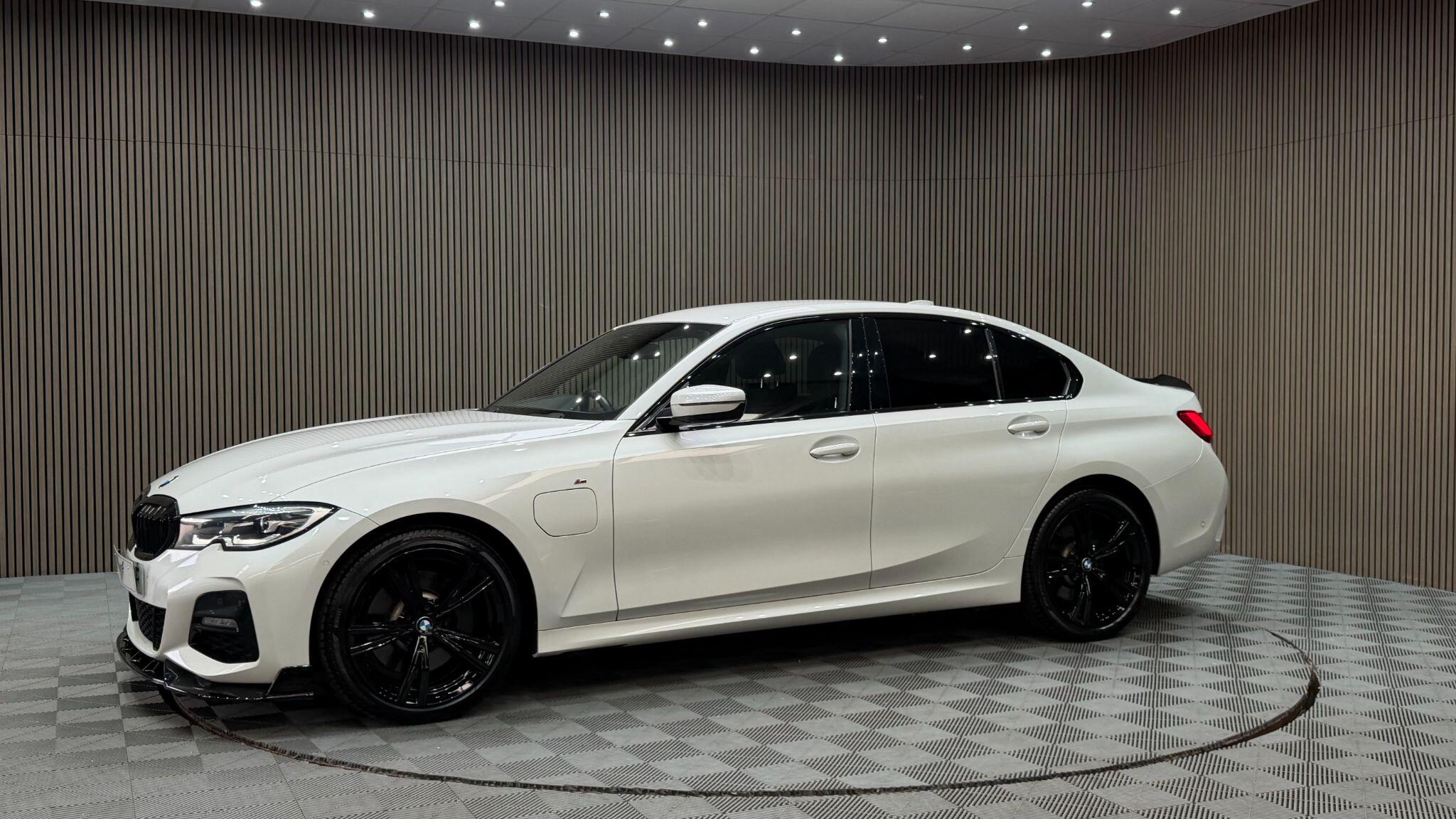 BMW 3 Series view 37