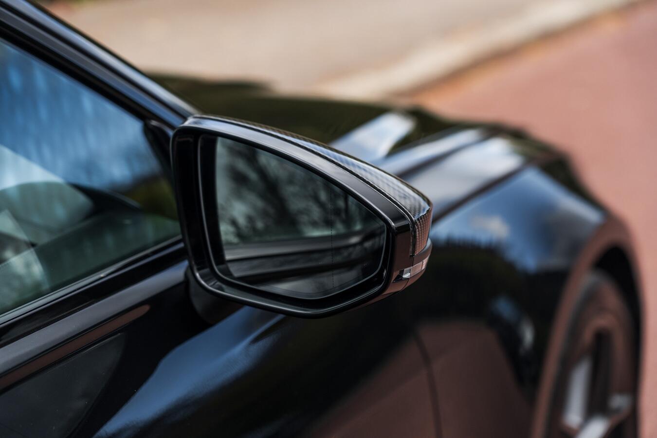 Audi RS6 Avant view 25