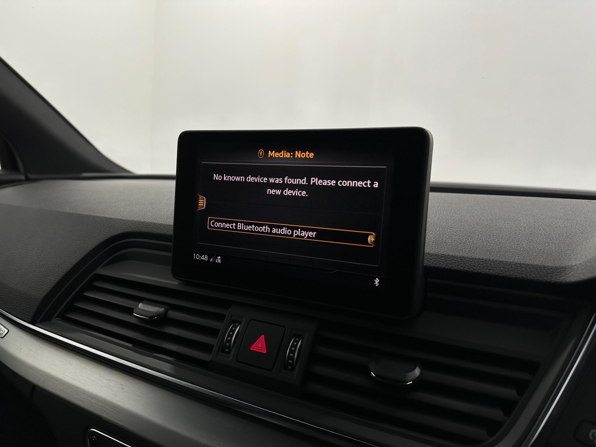 Audi Q5 view 25
