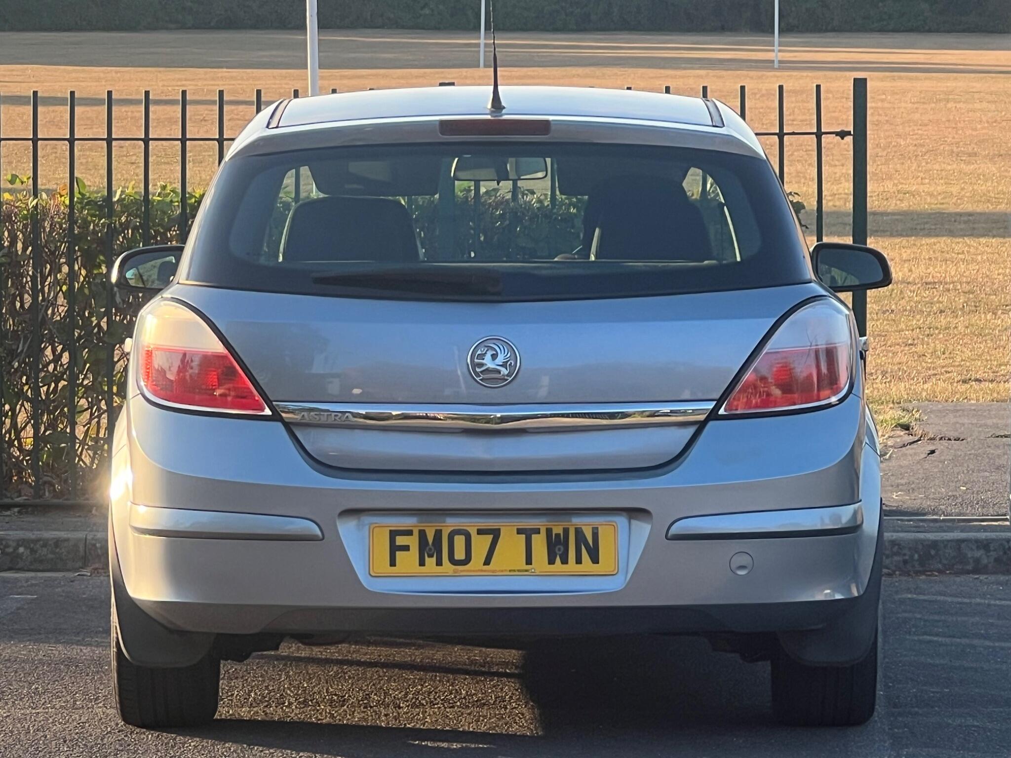 Vauxhall Astra view 10