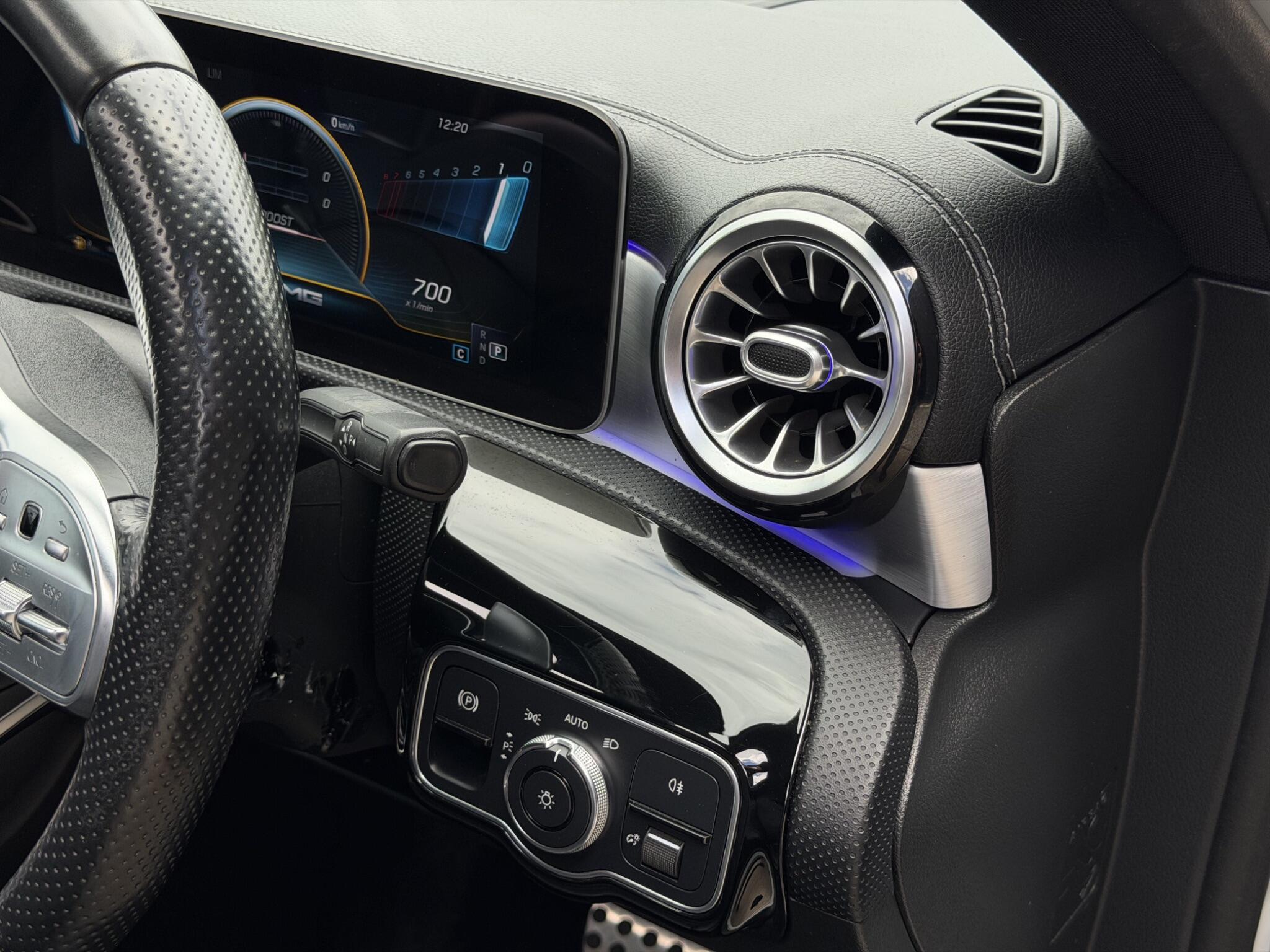 Mercedes-Benz A-Class view 39