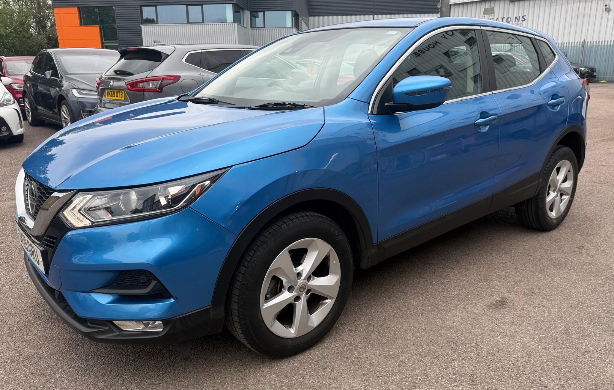 Nissan Qashqai view 3