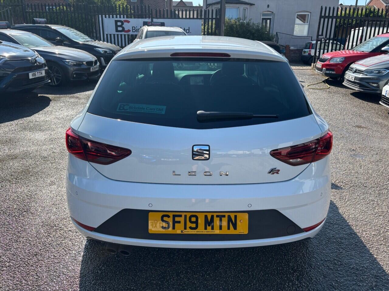 Seat Leon Leon view 5