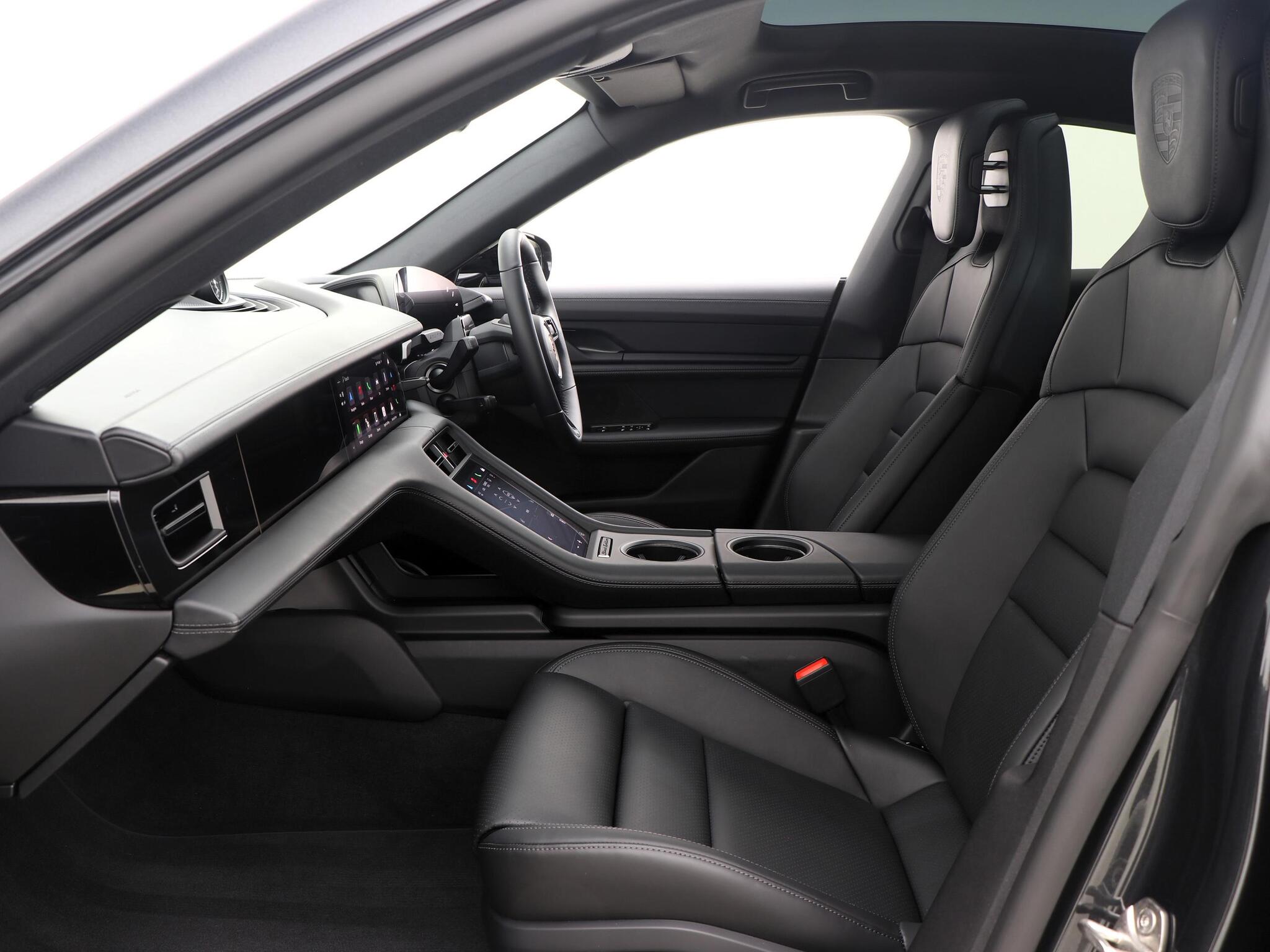 Porsche Taycan view 3