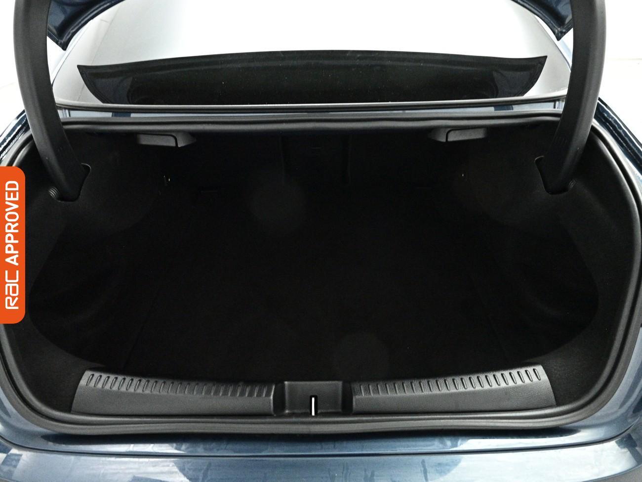 Mercedes-Benz CLA view 26