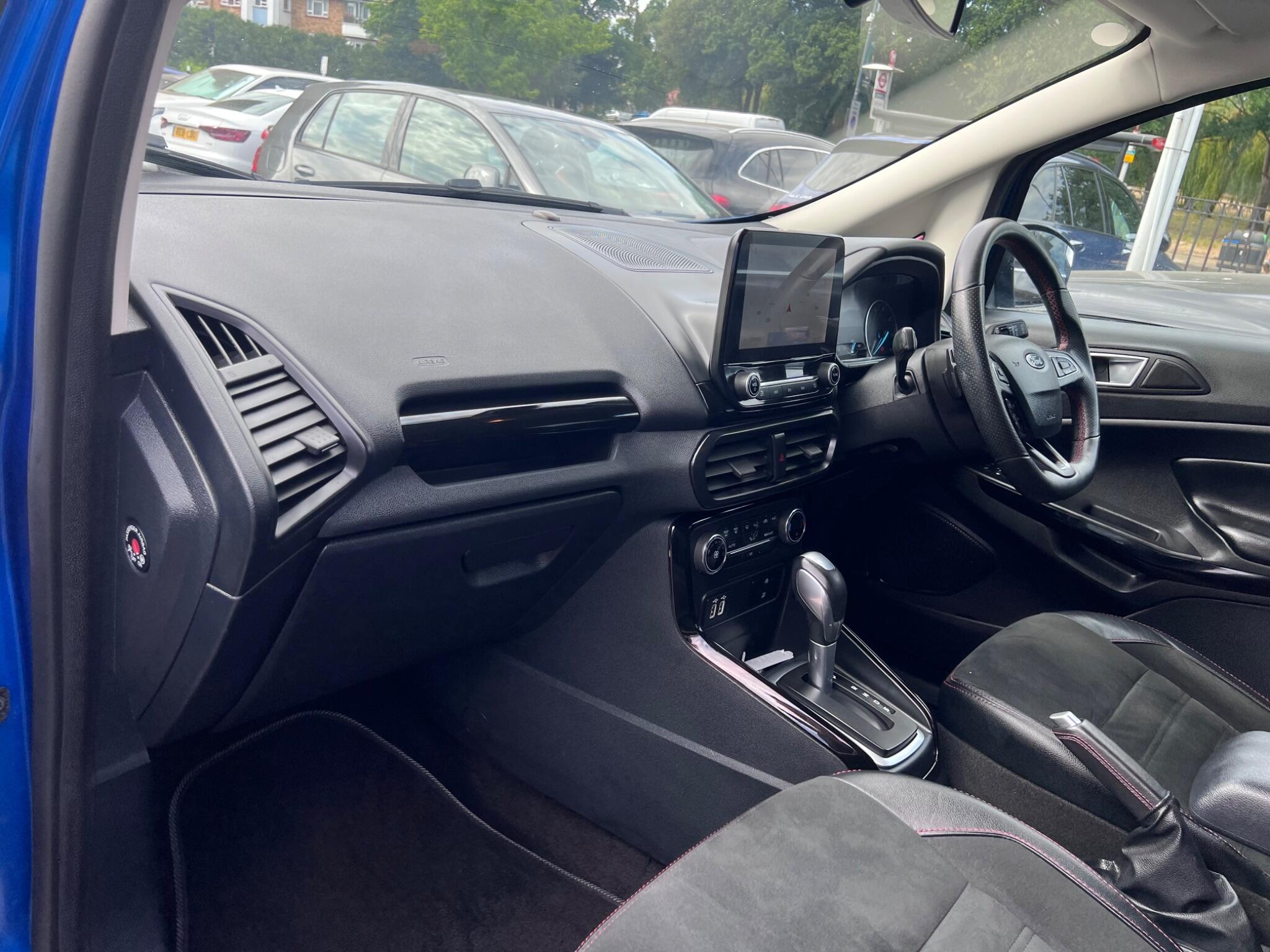Ford Ecosport view 35