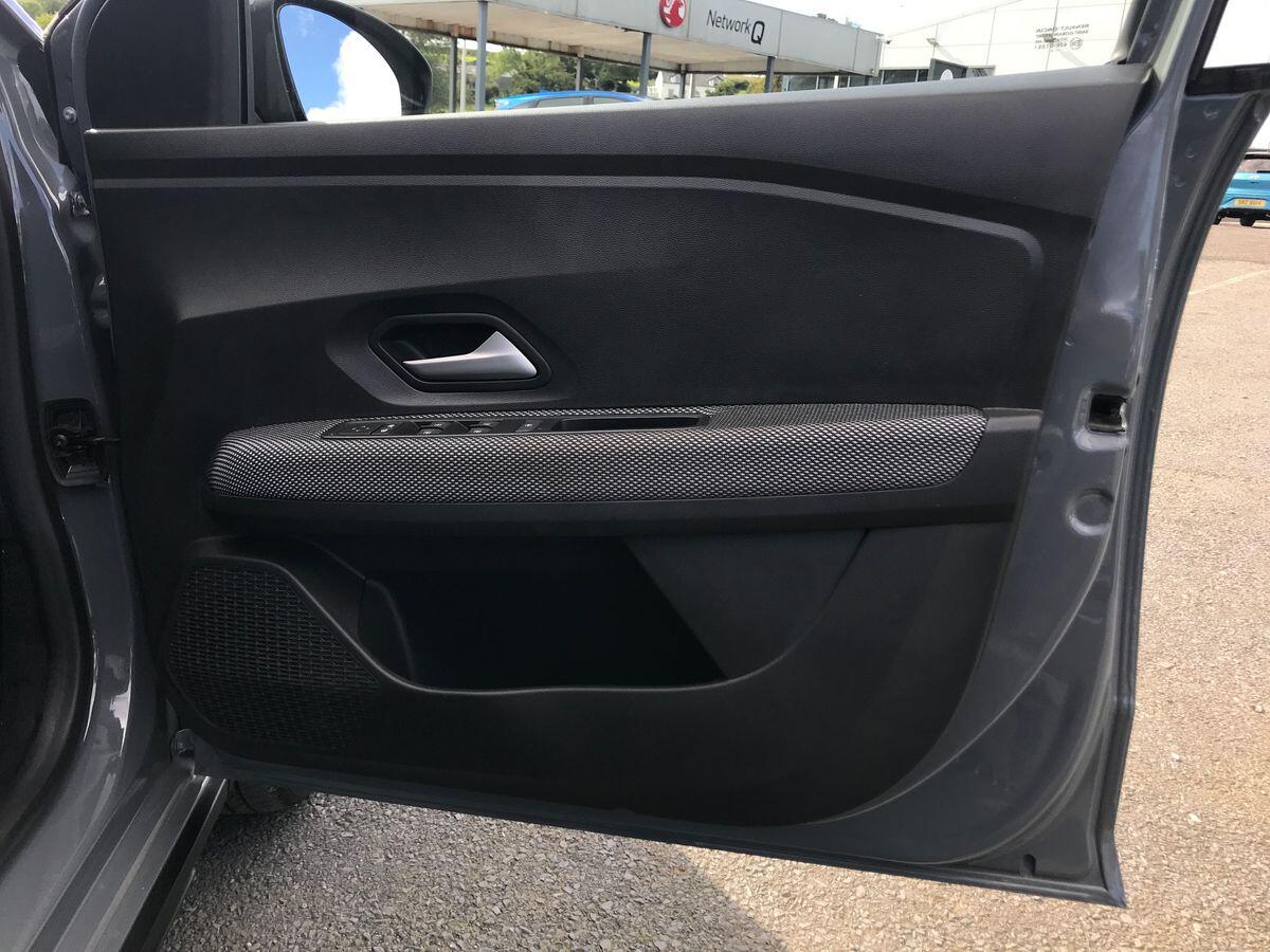 Dacia Jogger view 17