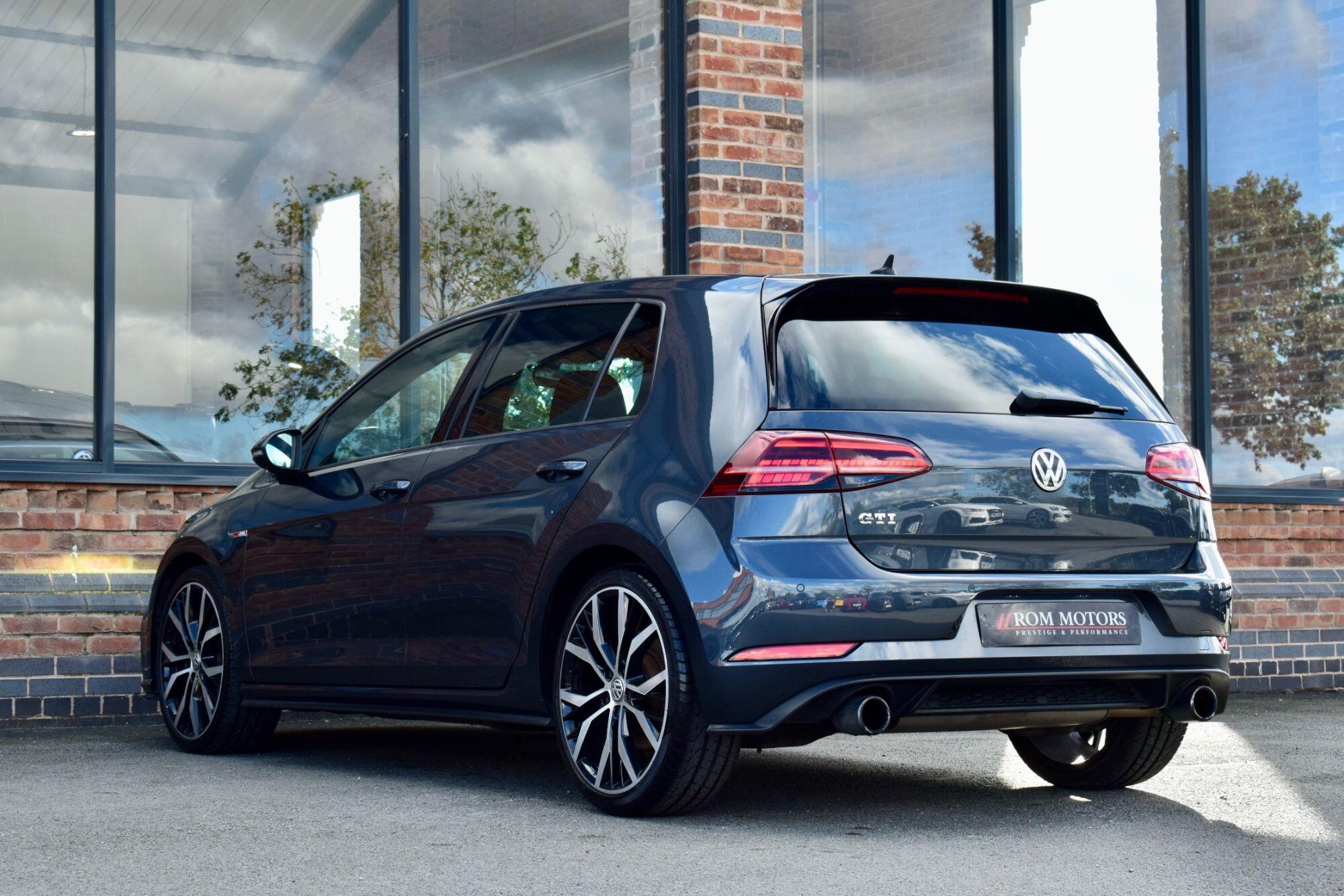 Volkswagen Golf view 43