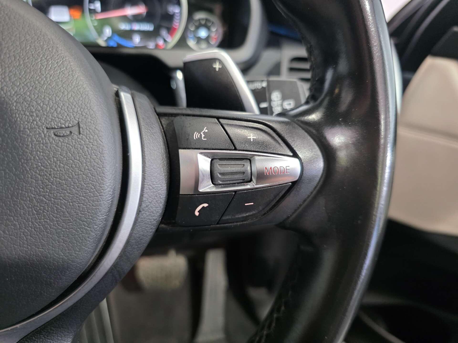 BMW X5 view 20