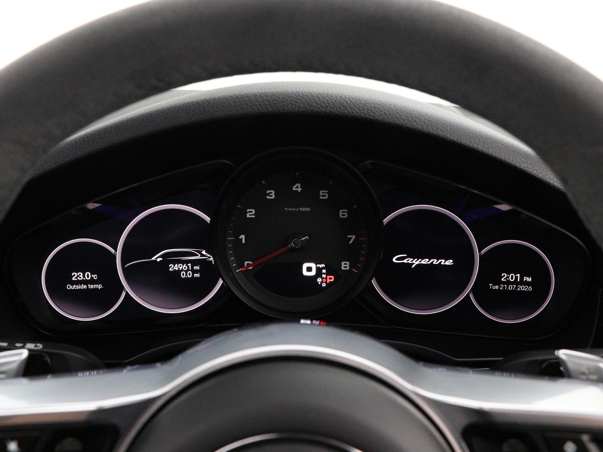 Porsche Cayenne view 43