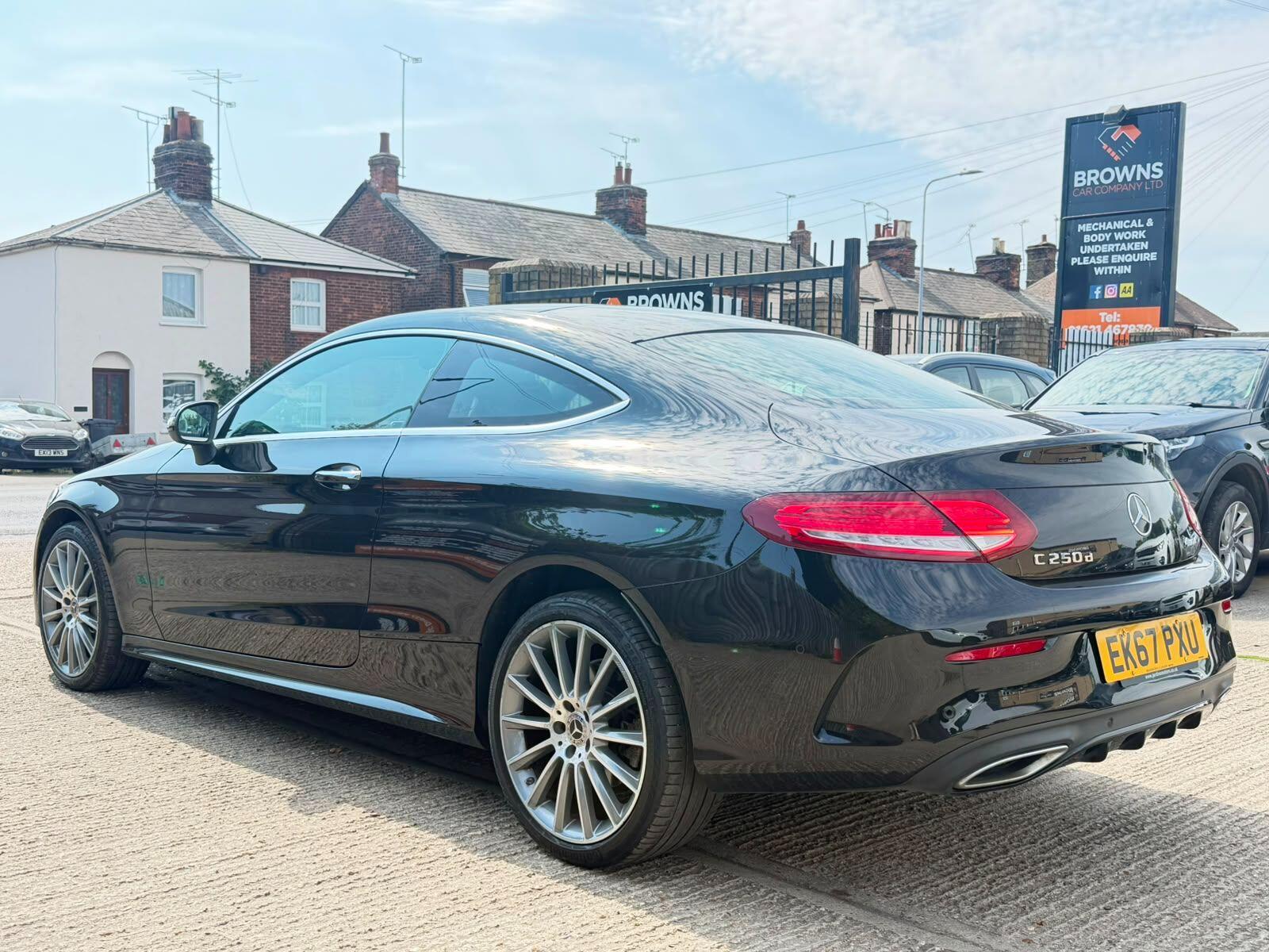 Mercedes-Benz C-Class view 5
