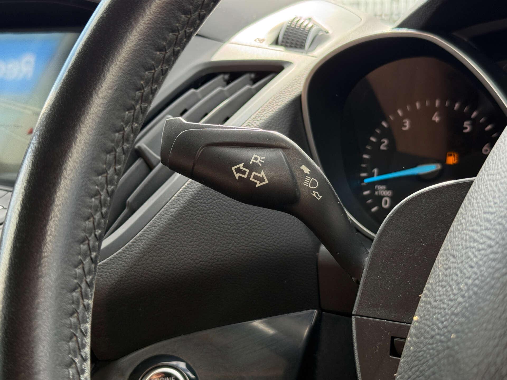 Ford Kuga view 48