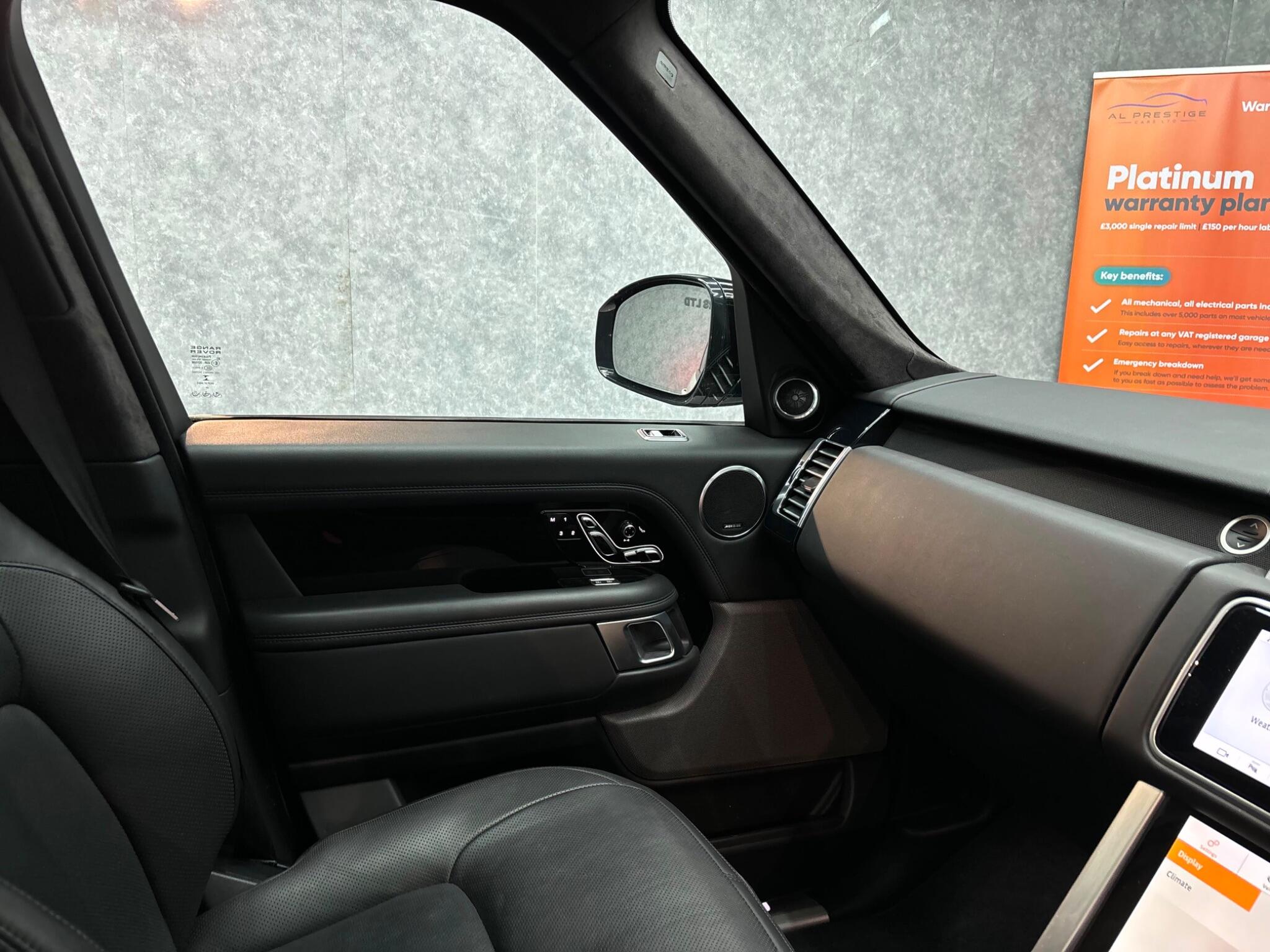 Land Rover Range Rover view 10