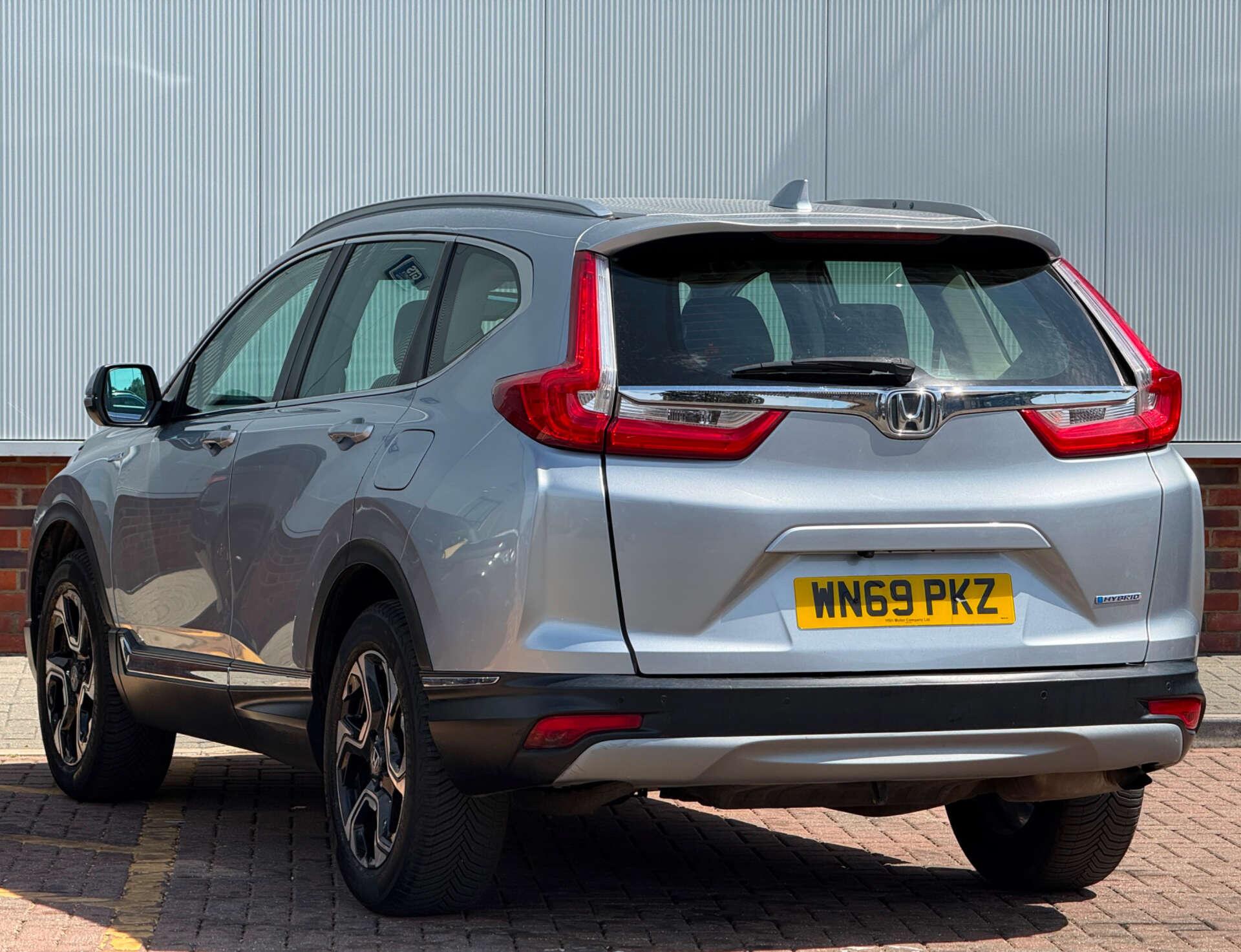 Honda CR-V view 4