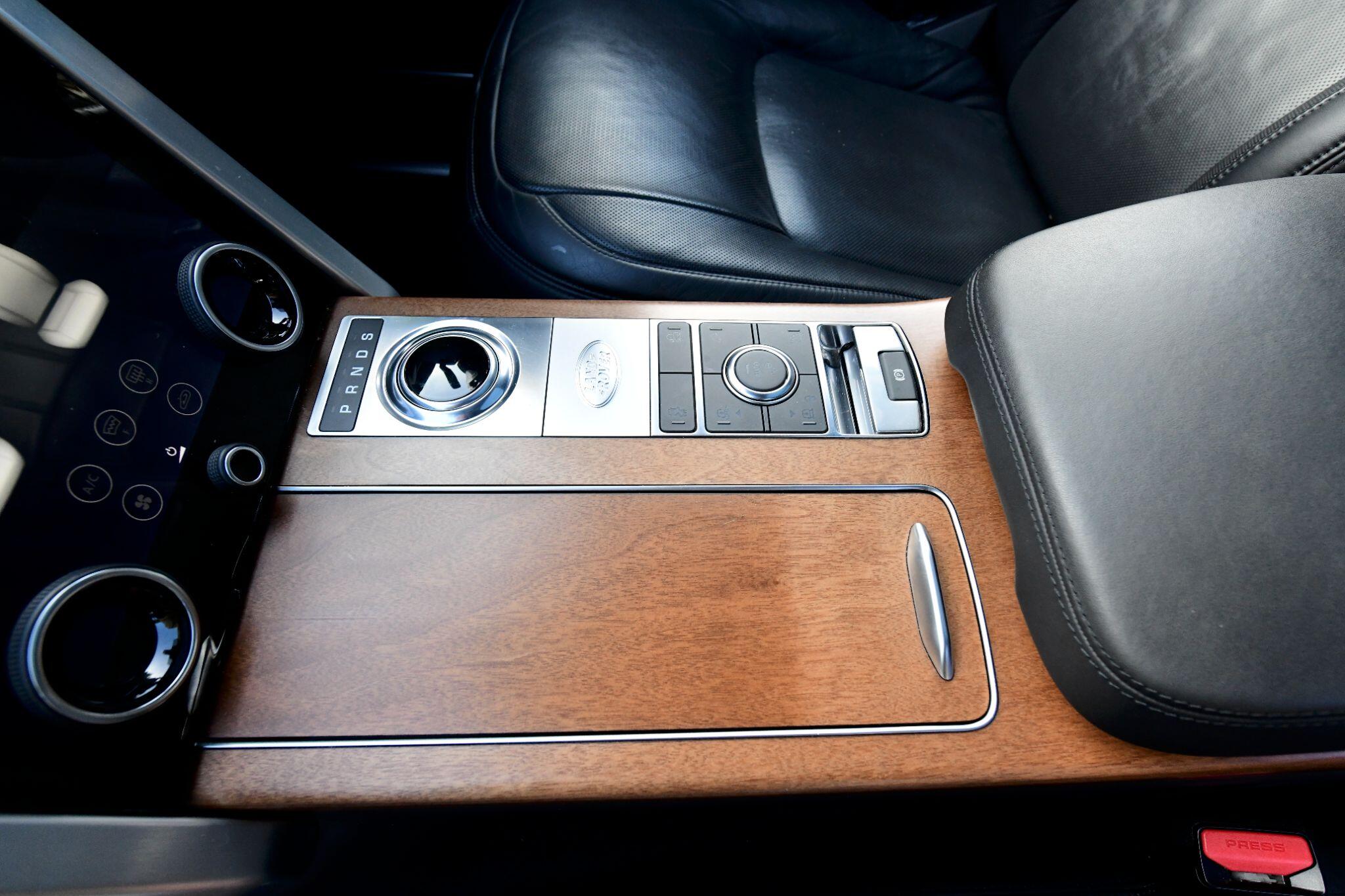 Land Rover Range Rover view 41