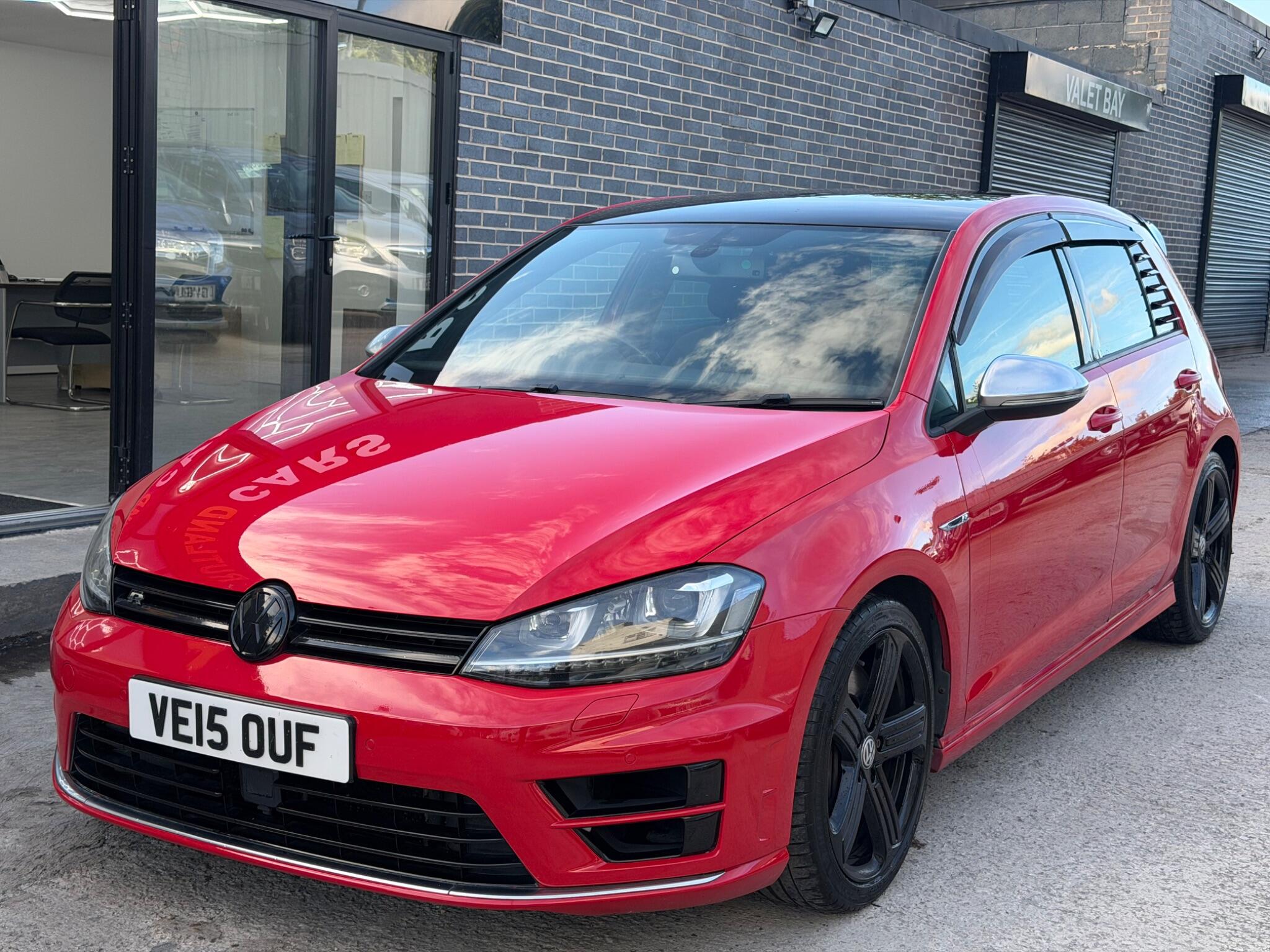 2015 Volkswagen Golf in Red for sale