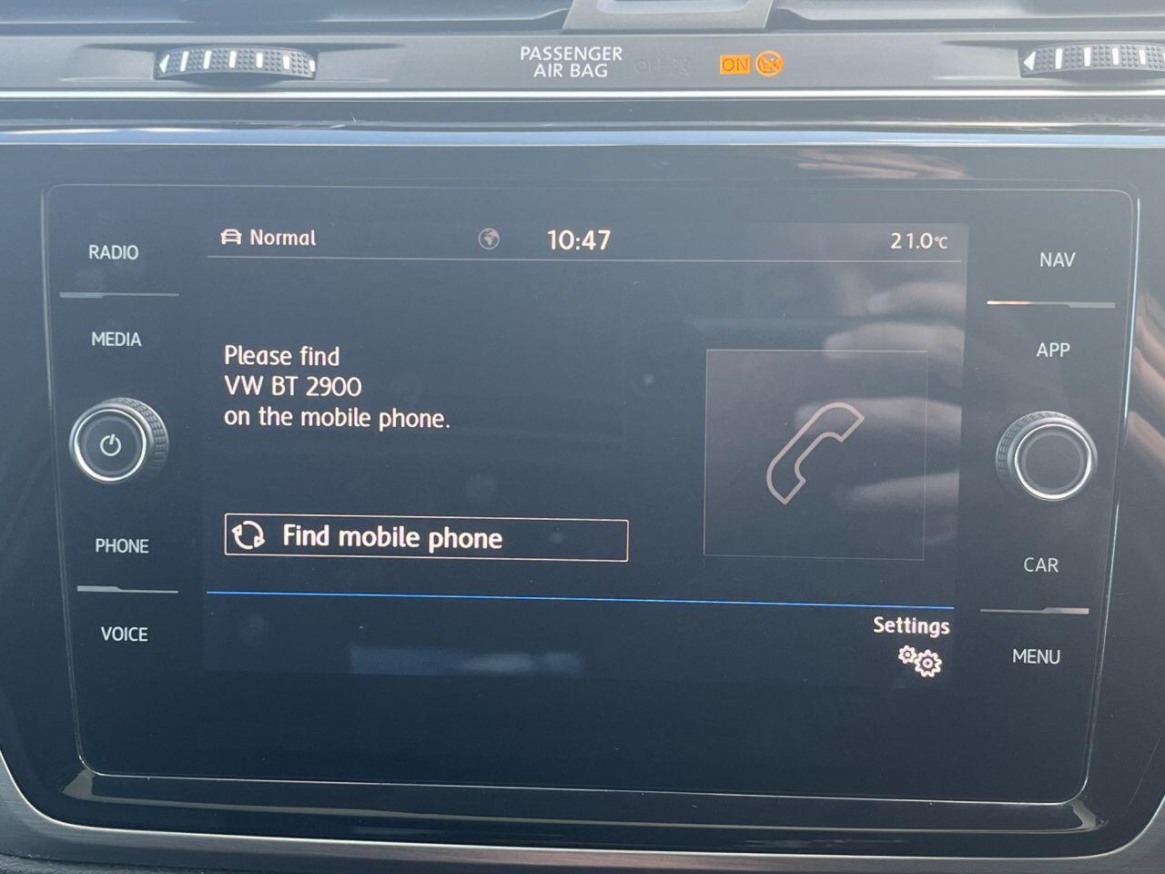 Volkswagen Touran view 24