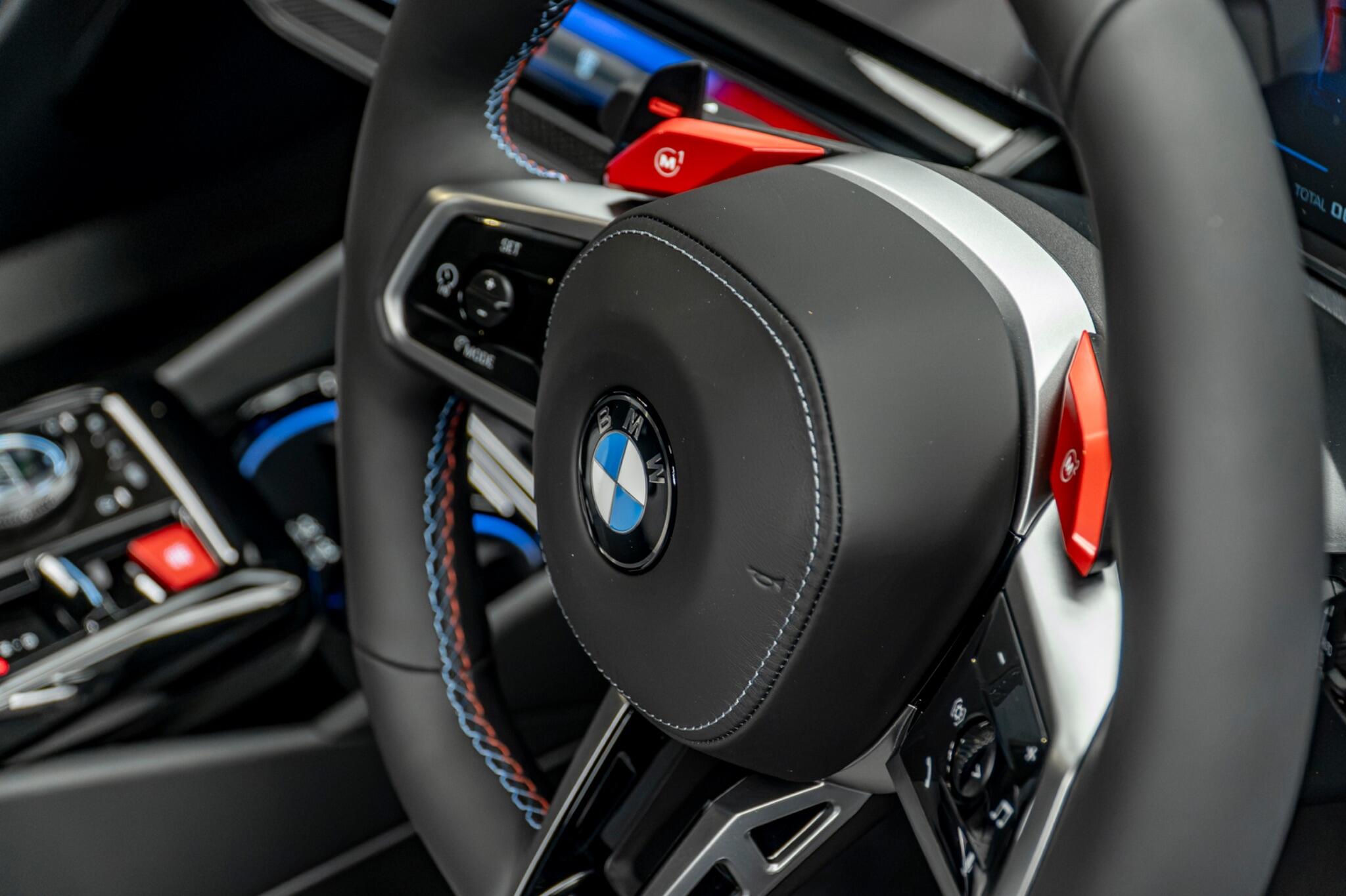 BMW M5 view 36