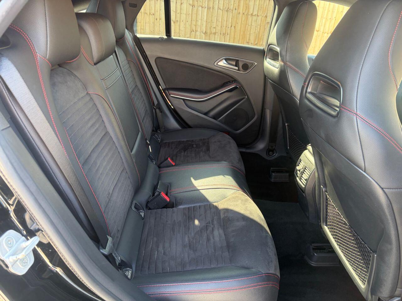 Mercedes-Benz Cla view 23