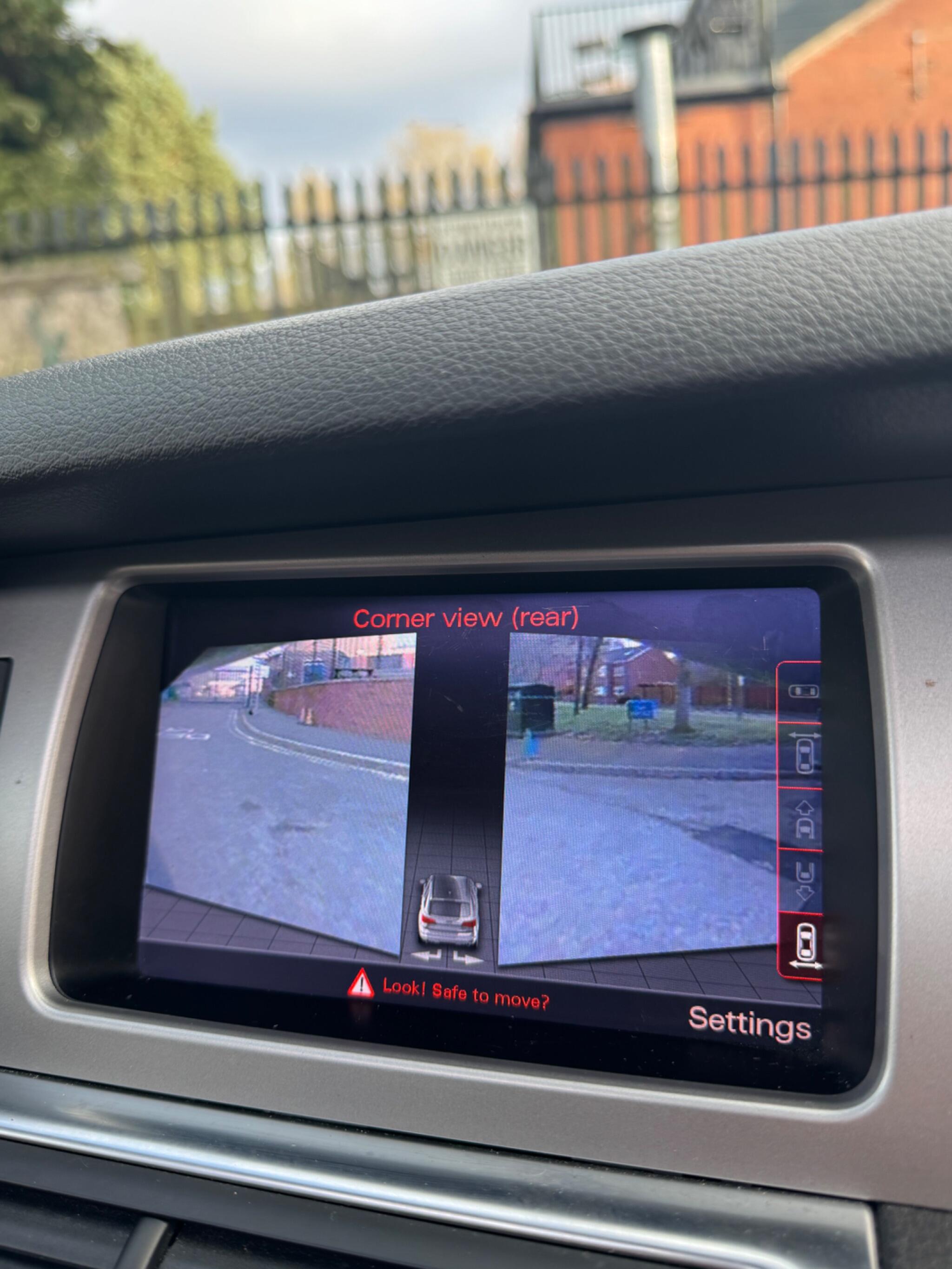 2014 Audi Q7 3.0 TDI V6 S line Sport Edition Tiptronic quattro Euro 5 (s/s) 5dr image 69