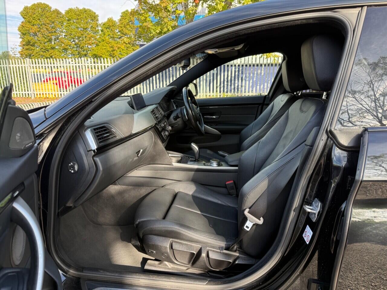 BMW 4 Series view 13