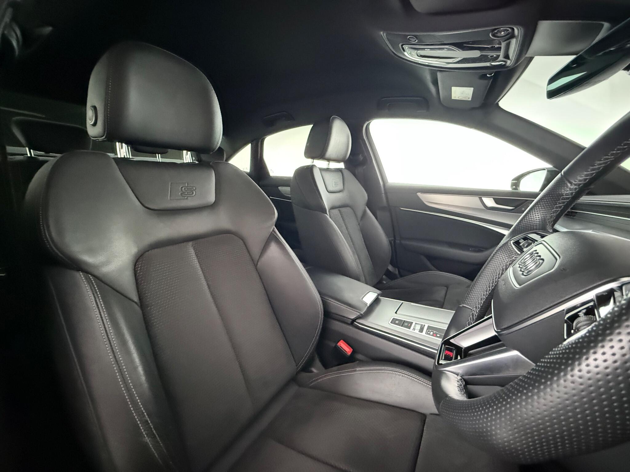 Audi A6 view 30