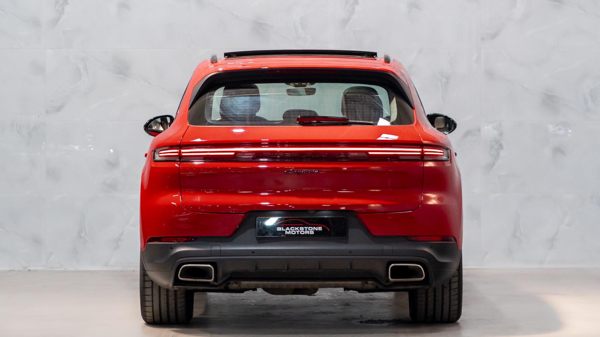 Porsche Cayenne view 7