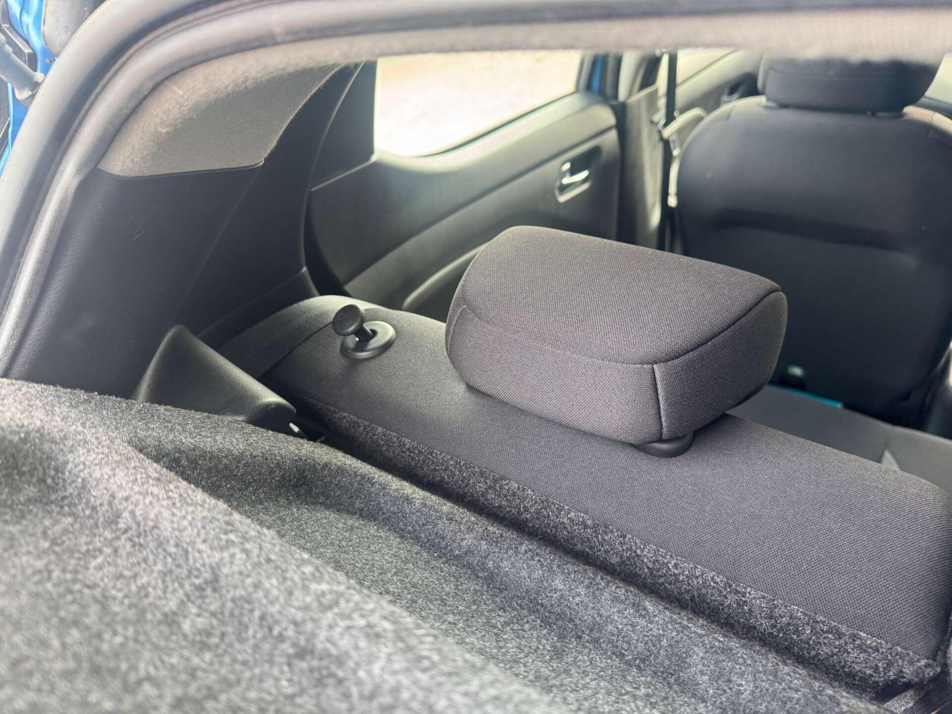 Nissan Micra view 33