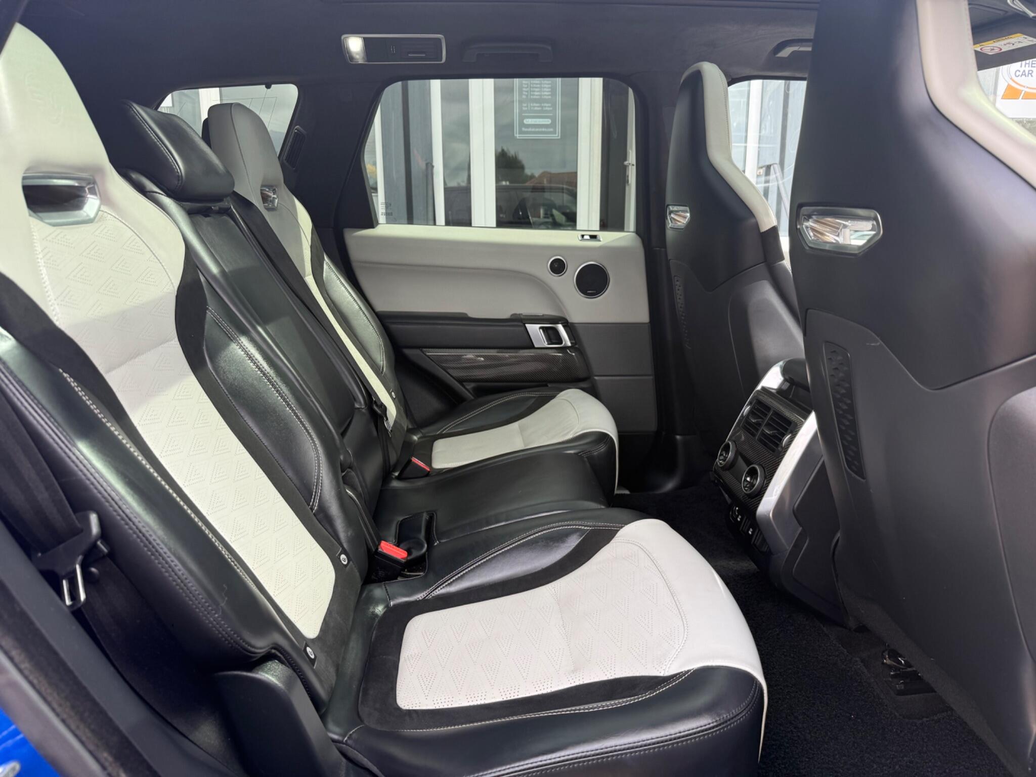 Land Rover Range Rover Sport view 13