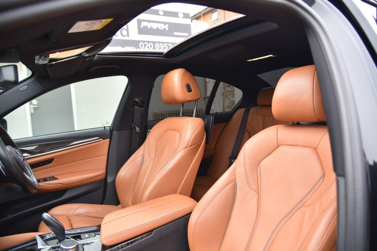 BMW 5 Series view 18