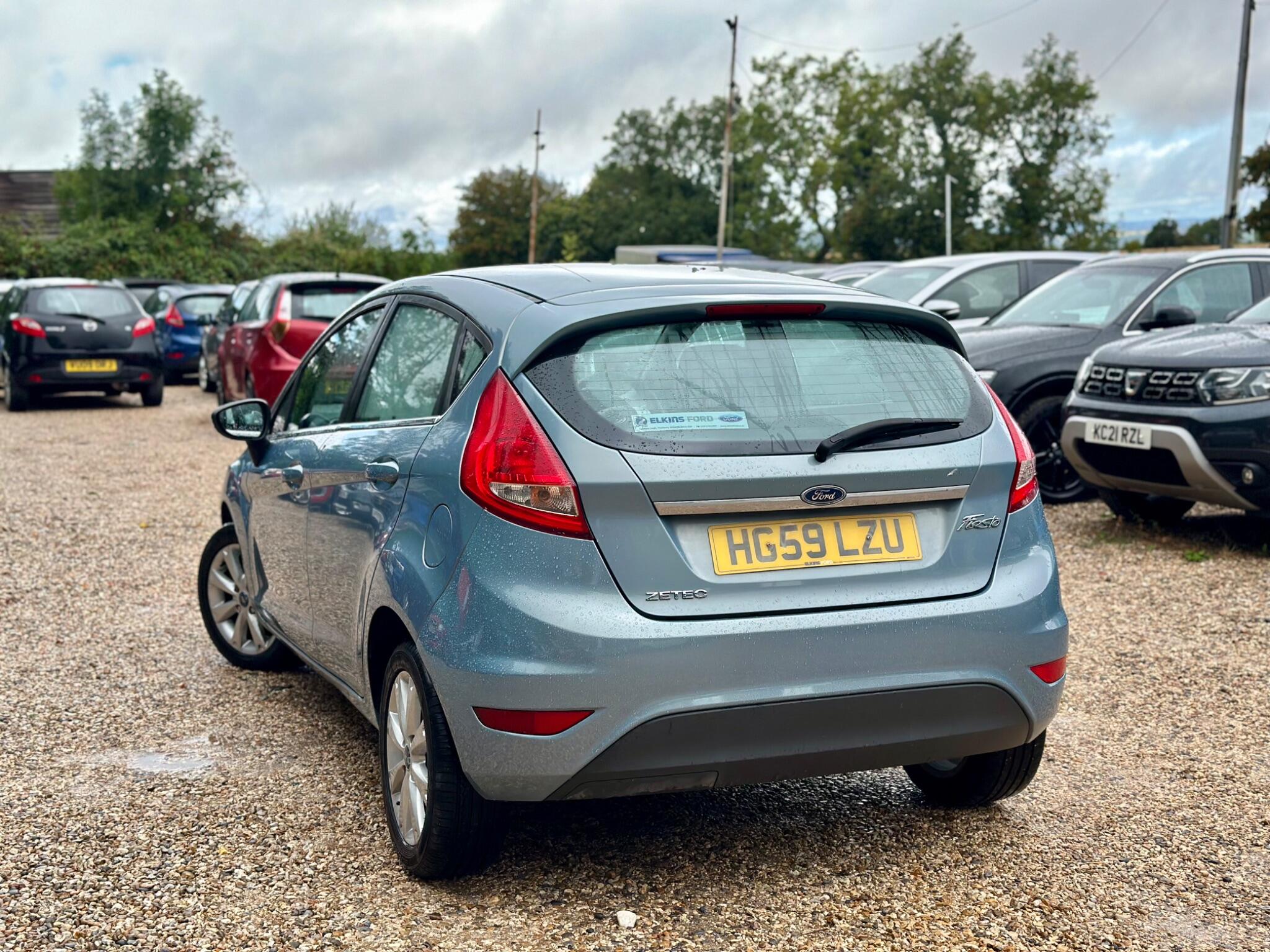 Ford Fiesta view 11
