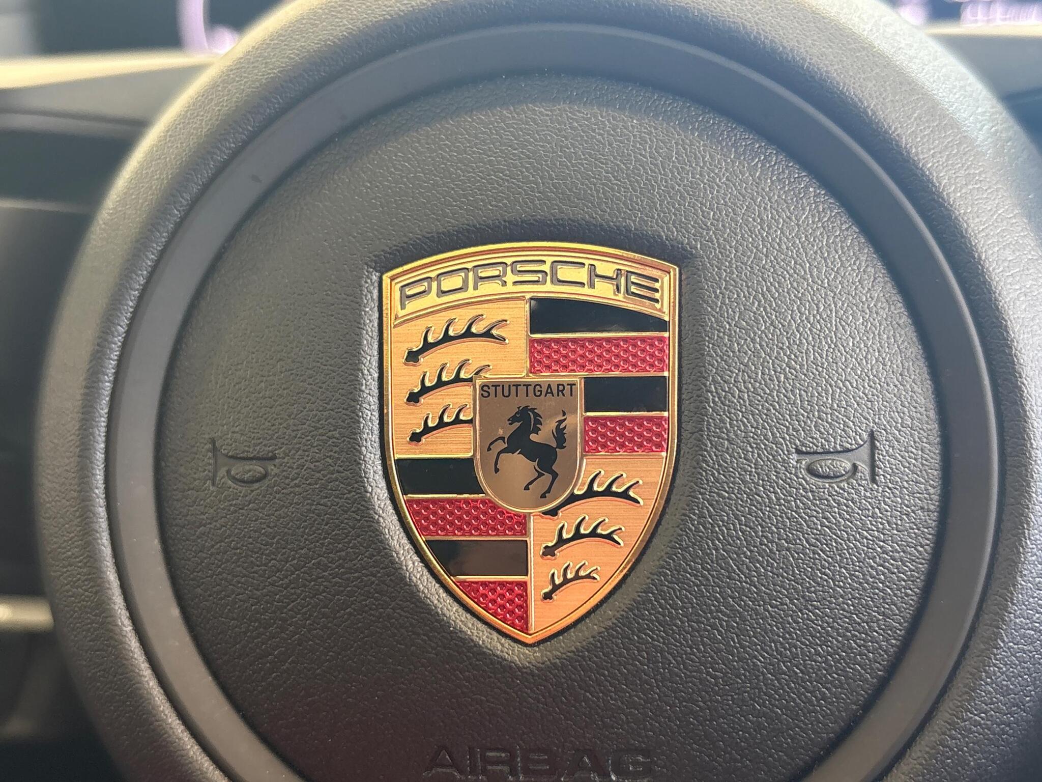 Porsche Cayenne view 38