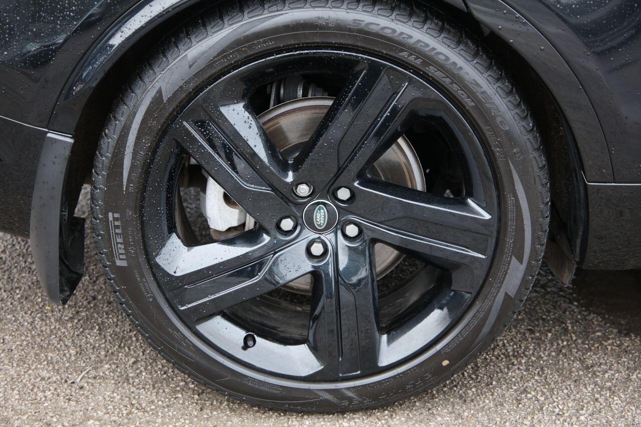 Land Rover Discovery view 21