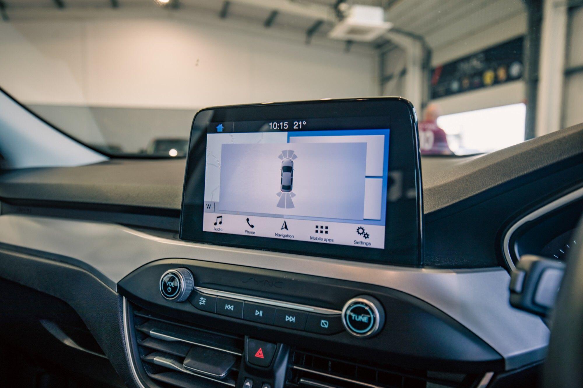 Ford Focus view 18