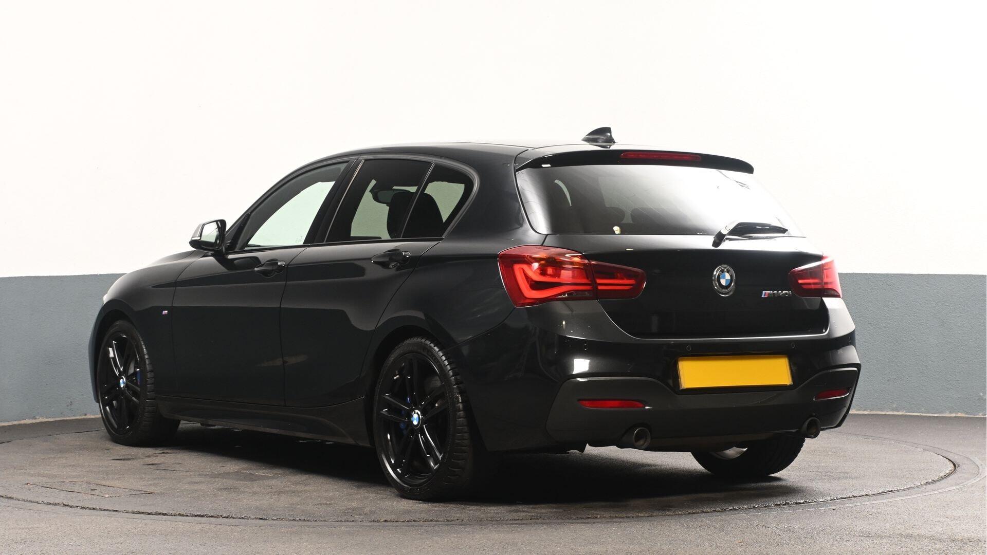 BMW 1 Series view 2
