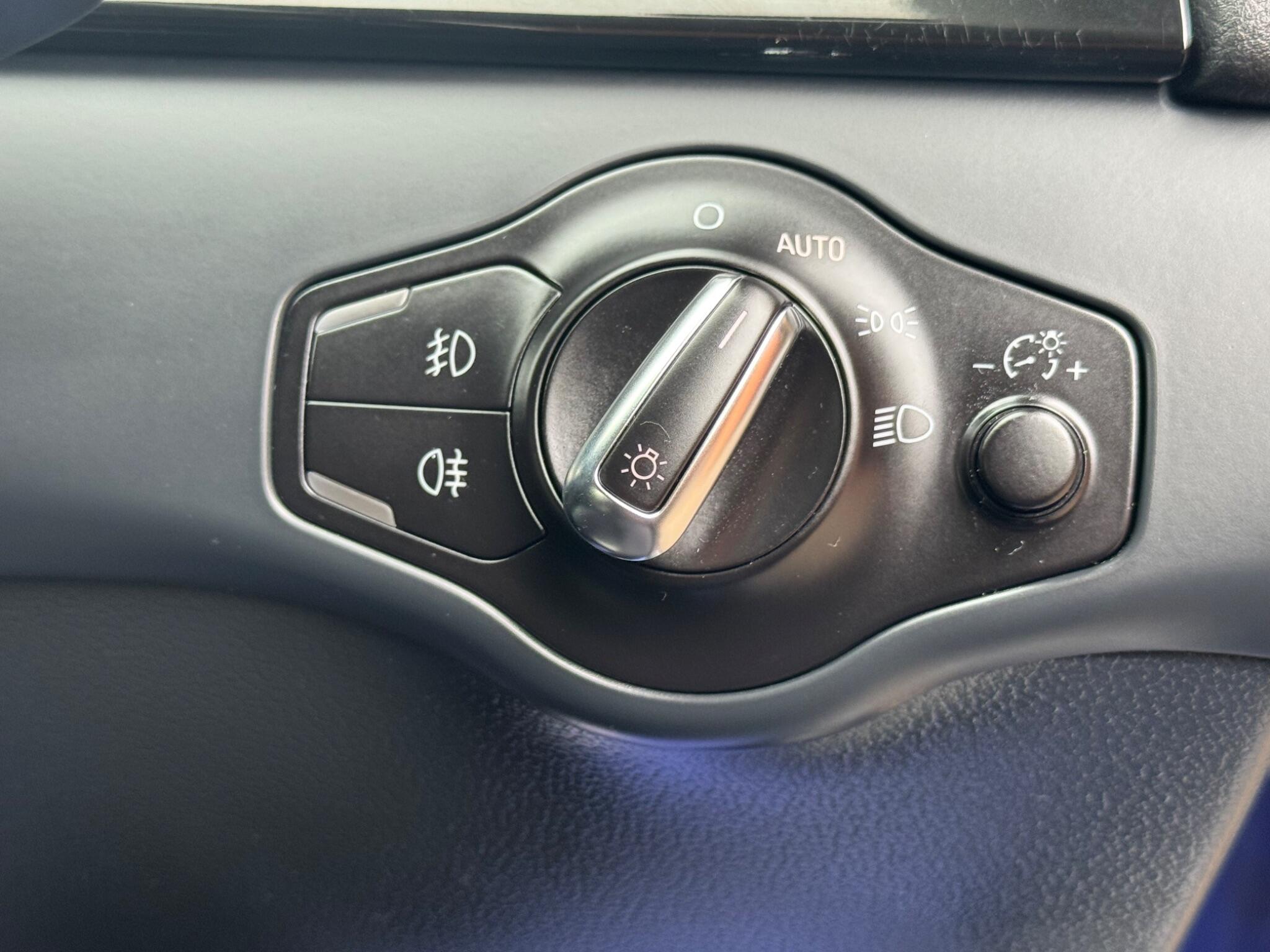 Audi S5 view 21