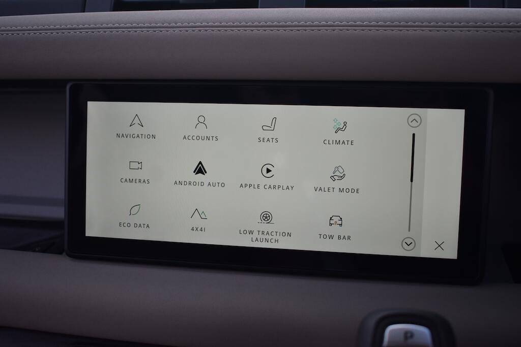 Land Rover Defender view 75