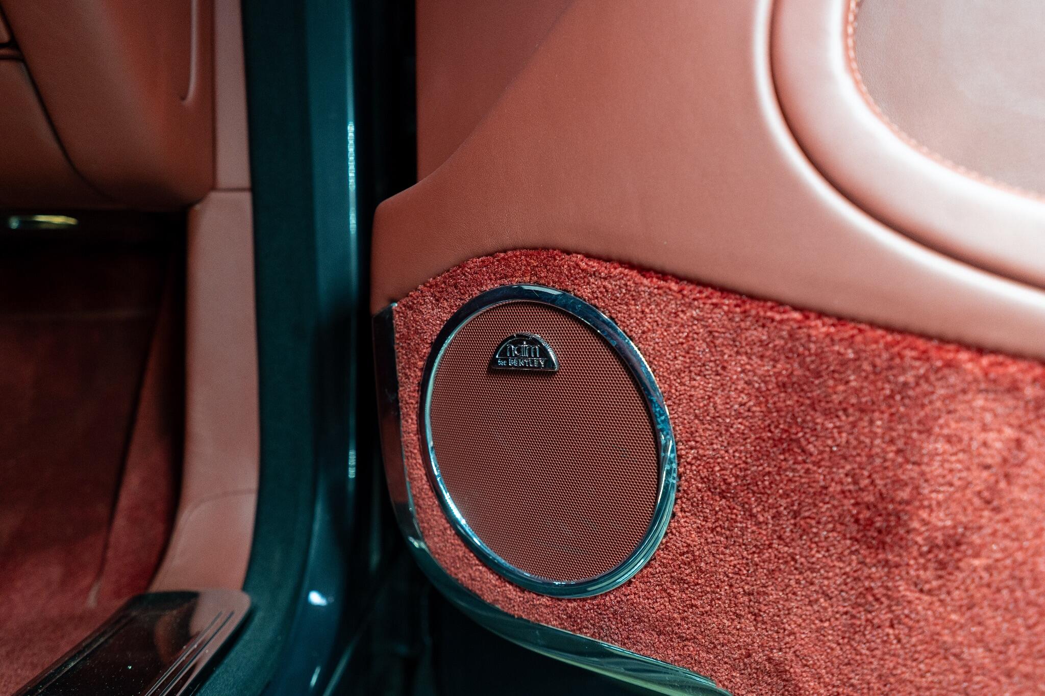 Bentley Mulsanne view 30