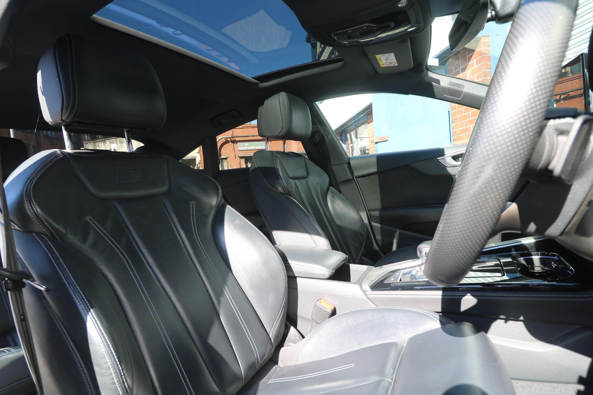 Audi A5 view 10