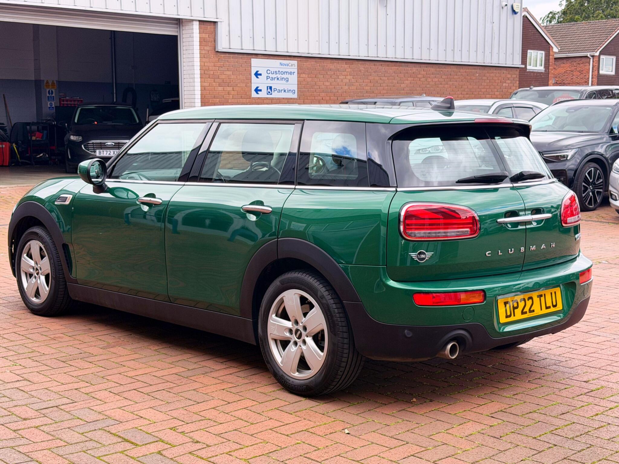 Mini Clubman view 26