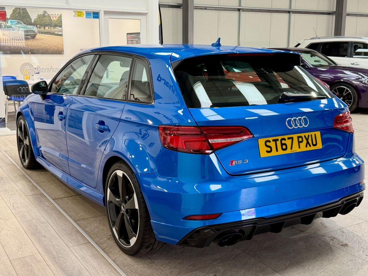 Audi RS3 view 24