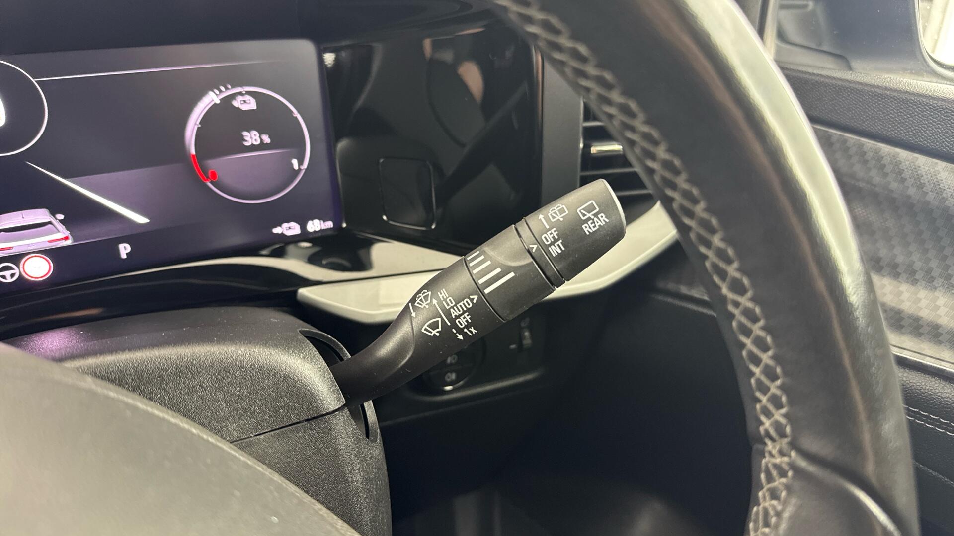 Vauxhall Mokka Electric view 44