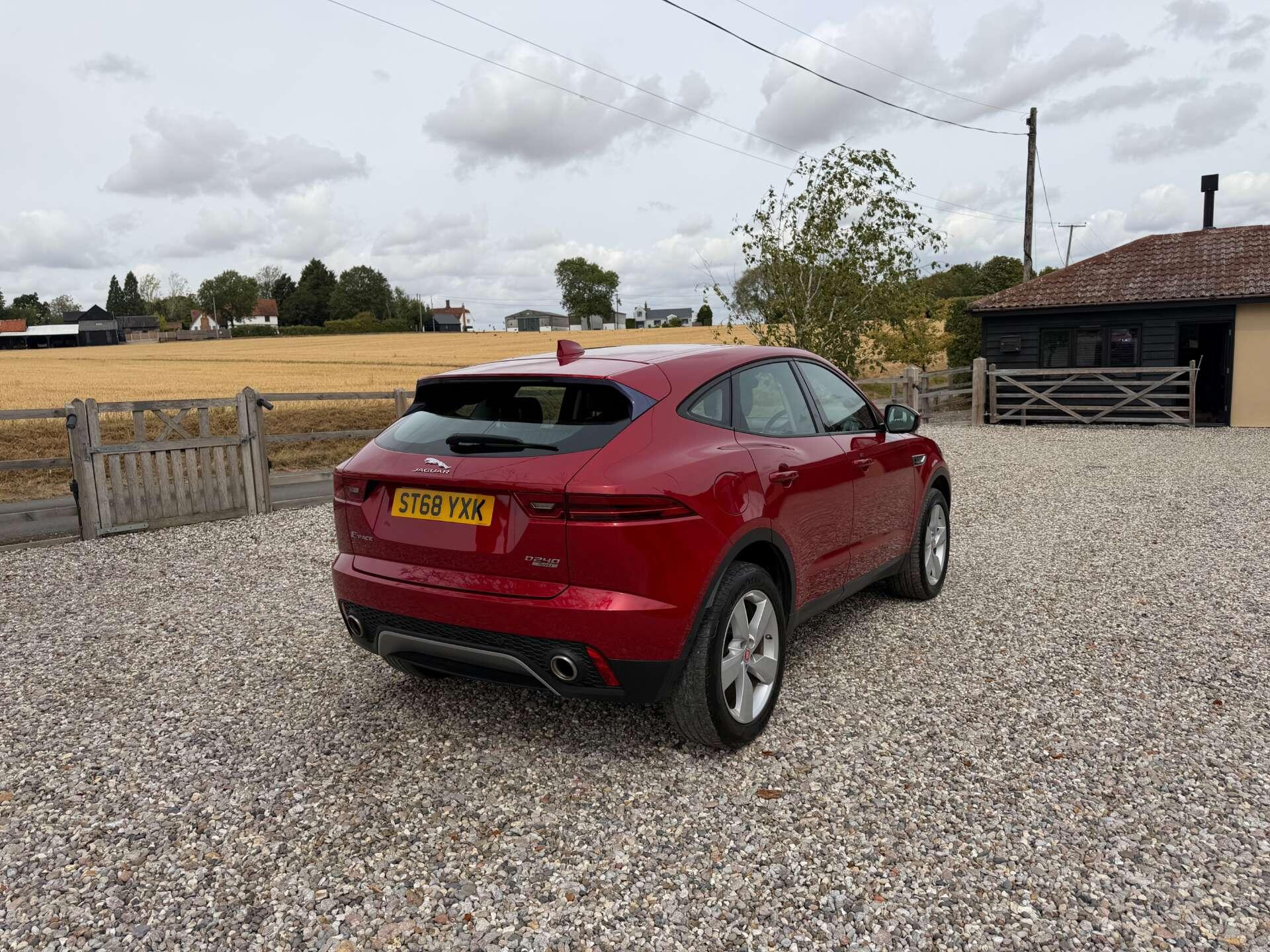 Jaguar E-Pace view 4