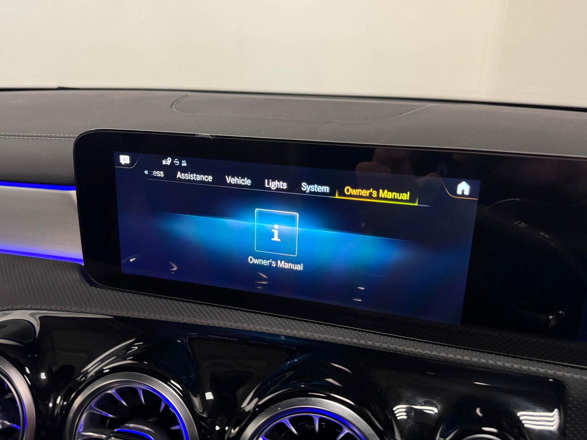 Mercedes-Benz Cla view 57