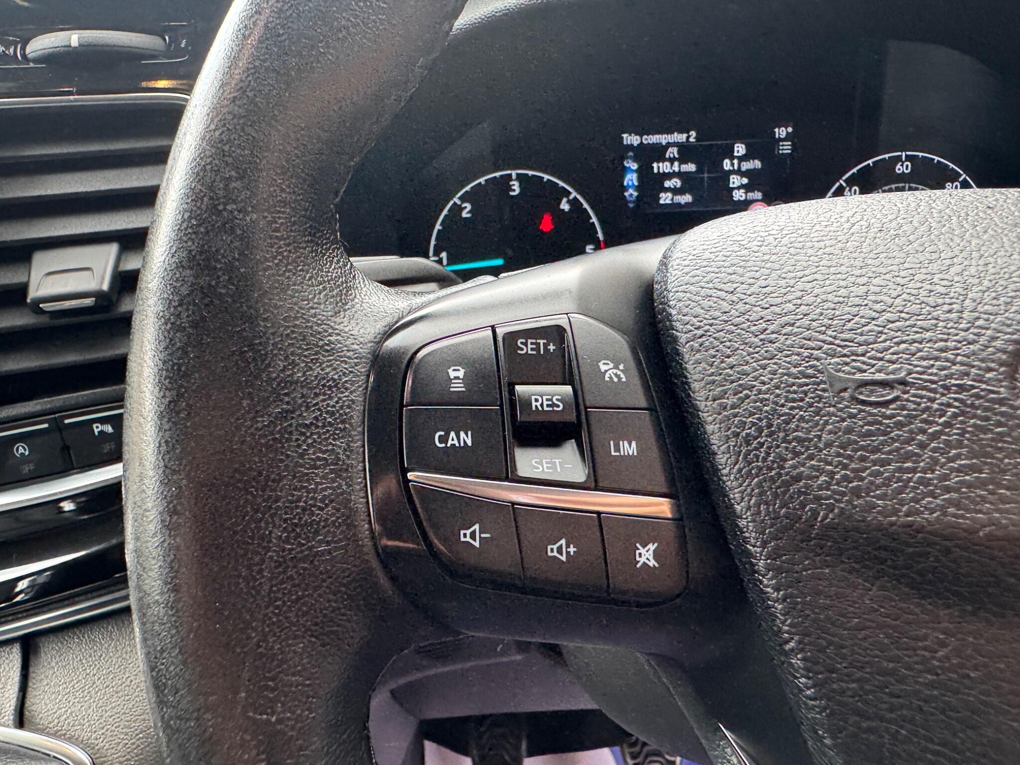 Ford Tourneo Custom view 23